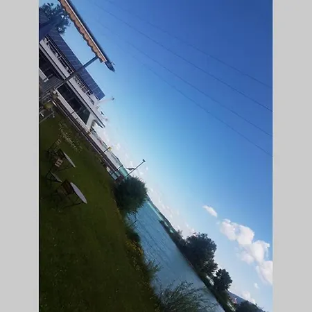 Alpen Sunshine アパート *